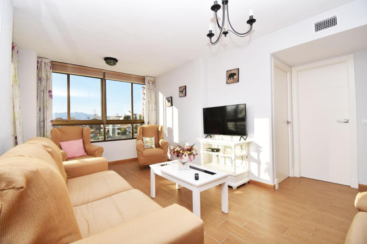 Apartamento Familiar Torresol Fuengirola Kültér fotó
