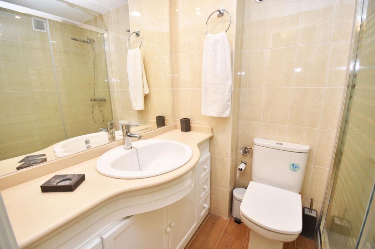 Apartamento Familiar Torresol Fuengirola Kültér fotó