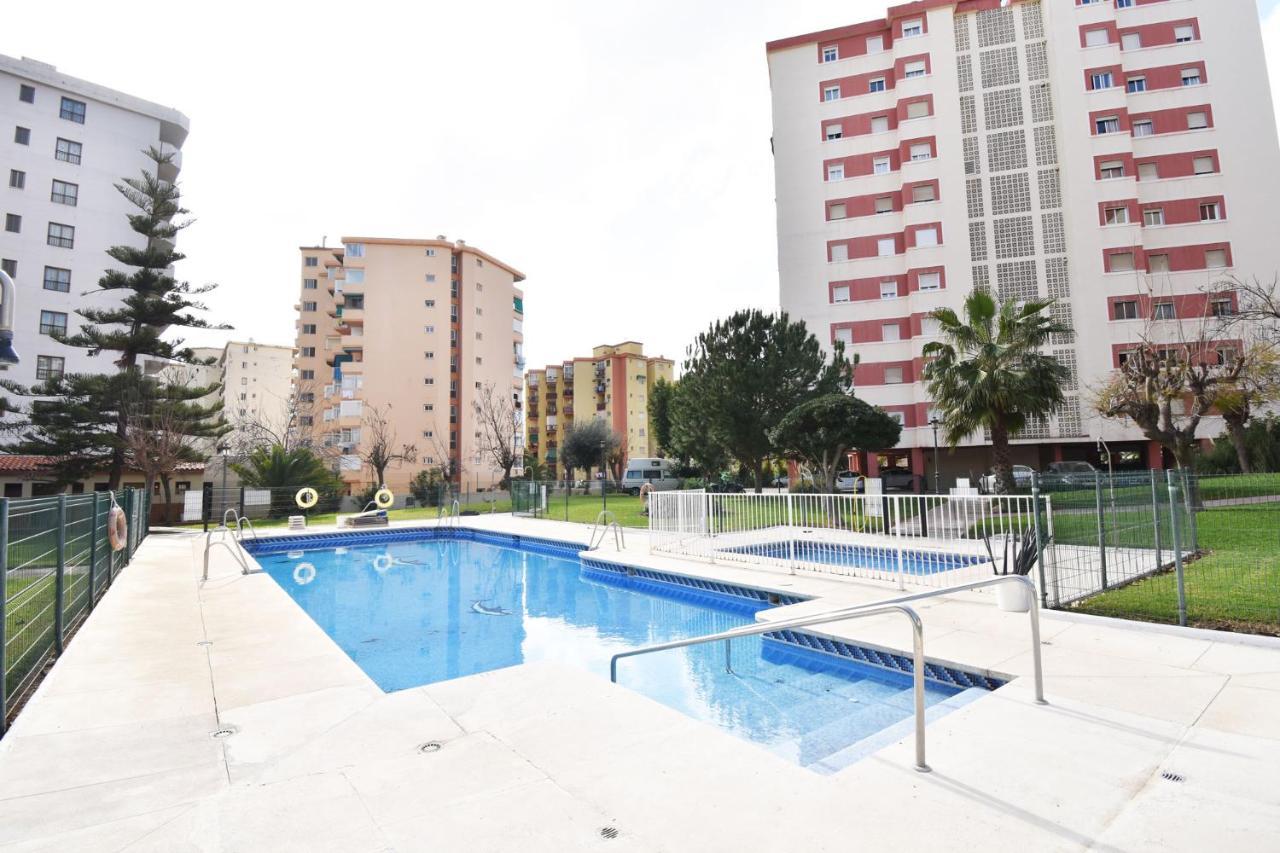 Apartamento Familiar Torresol Fuengirola Kültér fotó